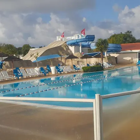 Tres Beau Mobil Spacieux De 2ch - 6 Personnes - Les Charmettes 103 - La Palmyre ,