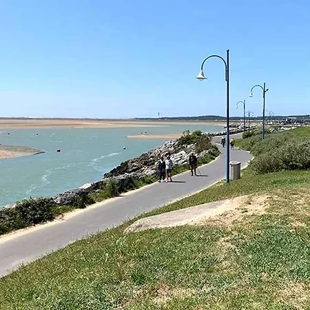 Tres Beau Mobil Spacieux De 2ch - 6 Personnes - Les Charmettes 103 - La Palmyre , Campingplads *