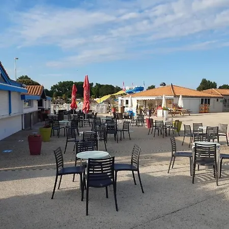 Campingplatz Tres Beau Mobil Spacieux De 2ch - 6 Personnes - Les Charmettes - La Palmyre , *